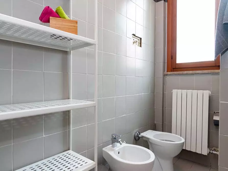 Immagine 27 di Camera in affitto  in Via Fratelli Fraschini7 a Milano