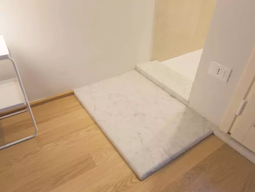 Immagine 9 di Appartamento in affitto  in Via del Ghironcello3 a Lucca