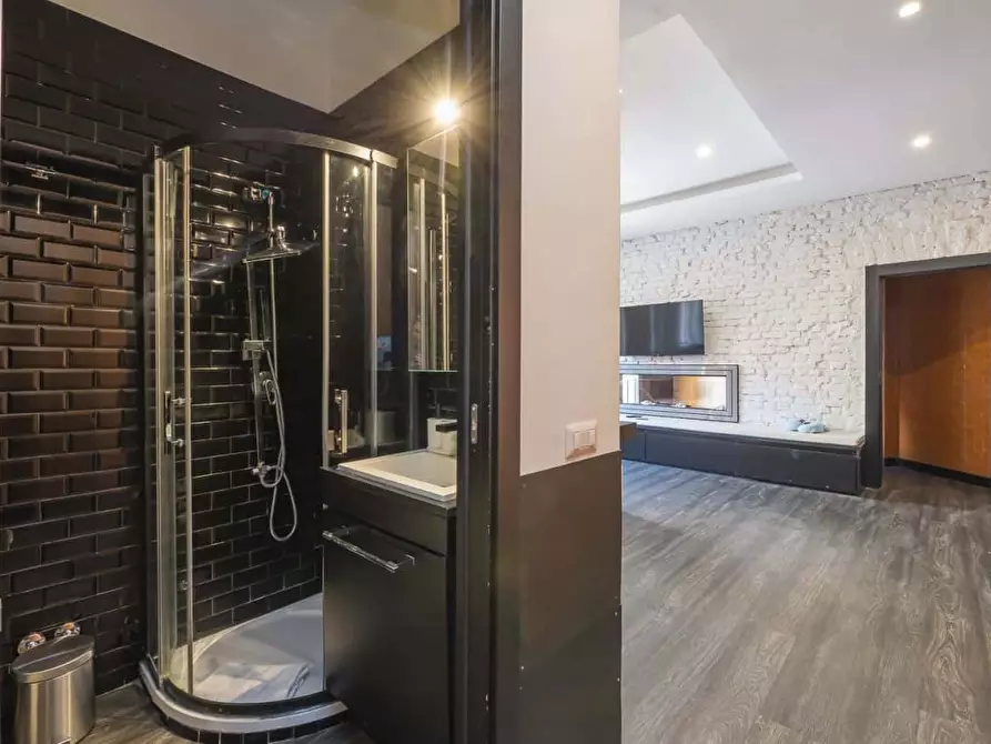 Immagine 10 di Appartamento in affitto  in Via Alessandro Volta3 a Milano