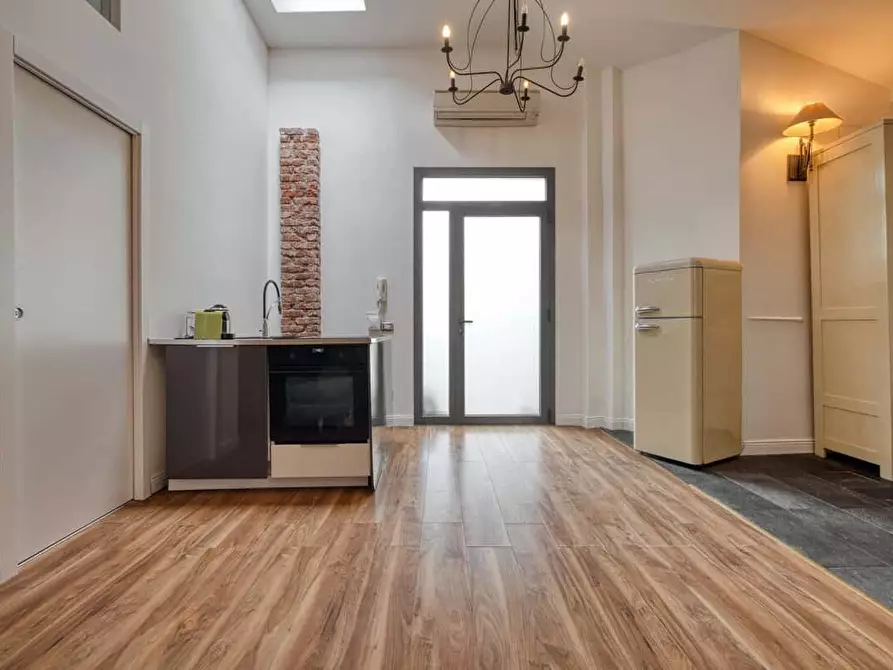 Immagine 3 di Appartamento in affitto  in Via Ferrante Aporti24 a Milano