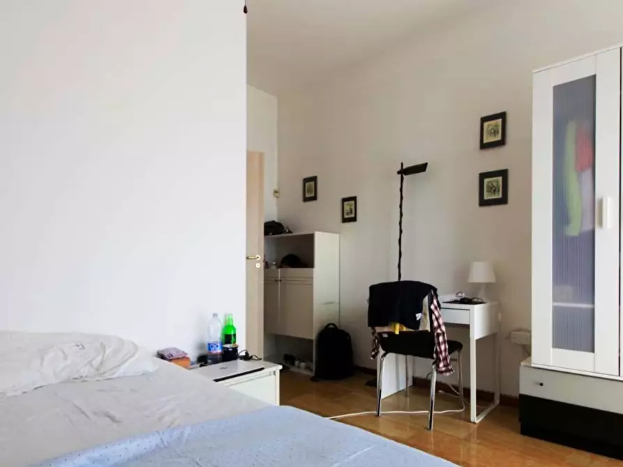 Immagine 15 di Appartamento in affitto  in Alzaia Naviglio Pavese a Milano