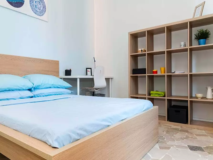 Immagine 8 di Camera in affitto  in Via Luigi Scrosati8 a Milano