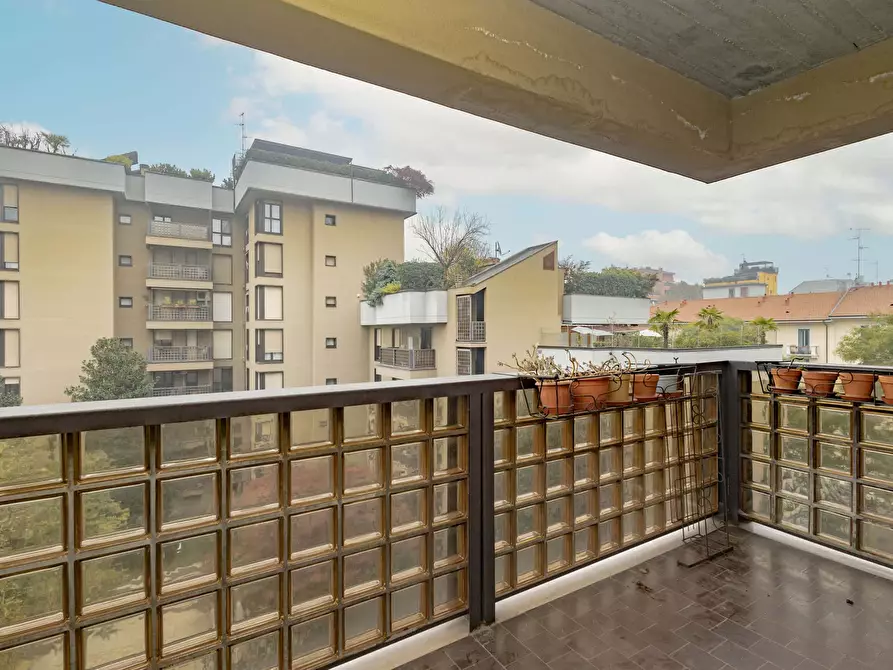 Immagine 11 di Camera in affitto  in Via Francesco Caracciolo77 a Milano