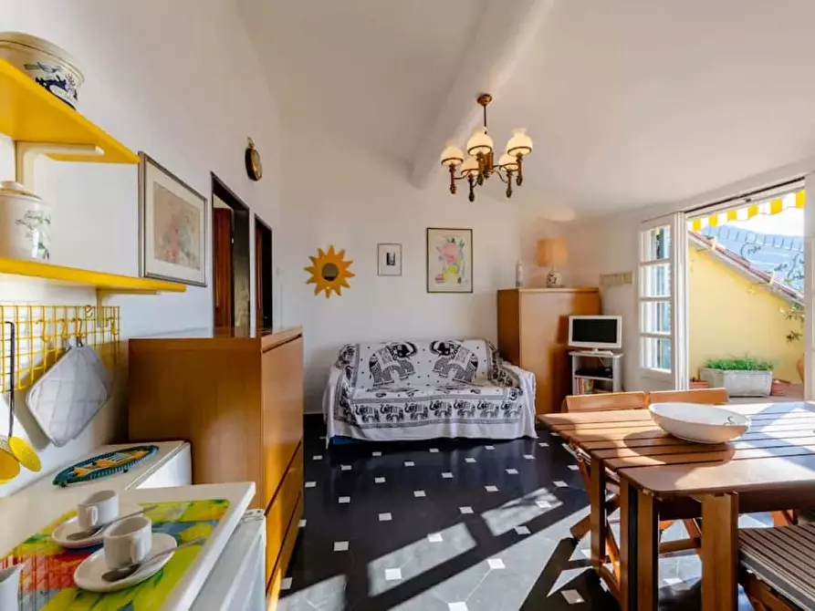 Immagine 2 di Appartamento in affitto  in Via Piero Schiaffino38 a Camogli