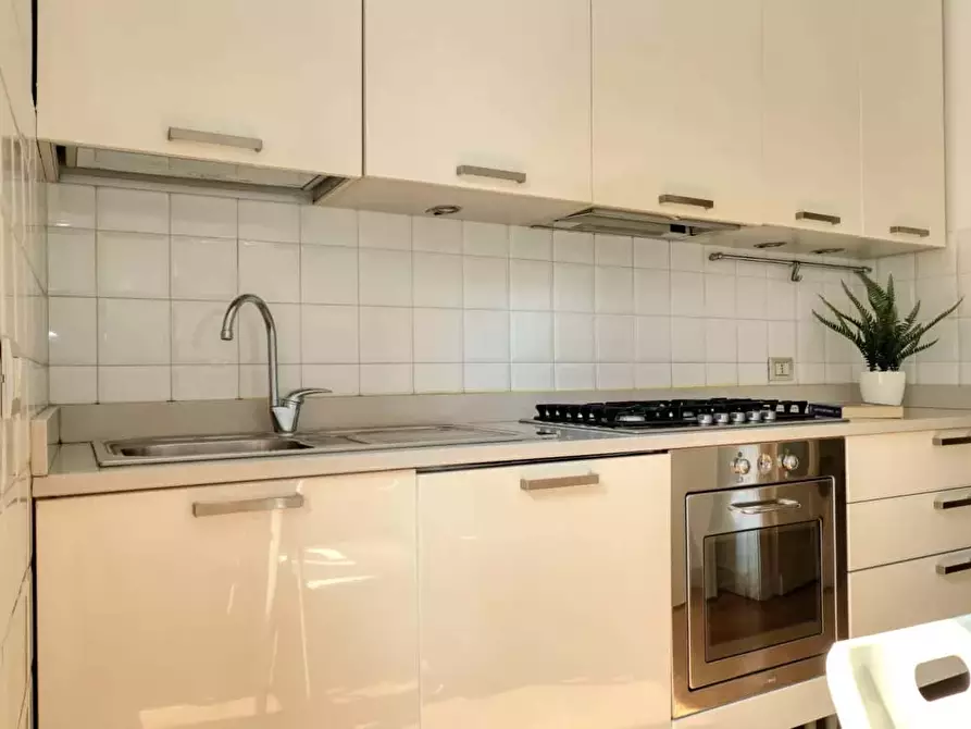 Immagine 10 di Appartamento in affitto  in Via California22 a Milano