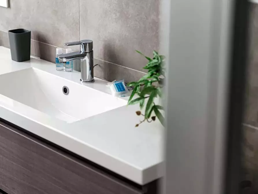 Immagine 5 di Appartamento in affitto  in Via Bellinzona52 a Como