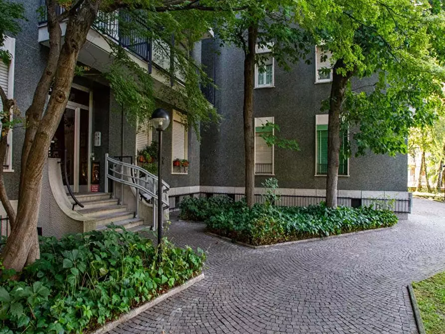 Immagine 14 di Camera in affitto  in Viale San Gimignano4 a Milano