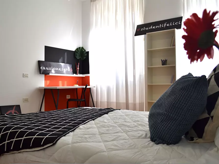 Immagine 1 di Camera in affitto  in Via Antonio de Nino27 a Pescara