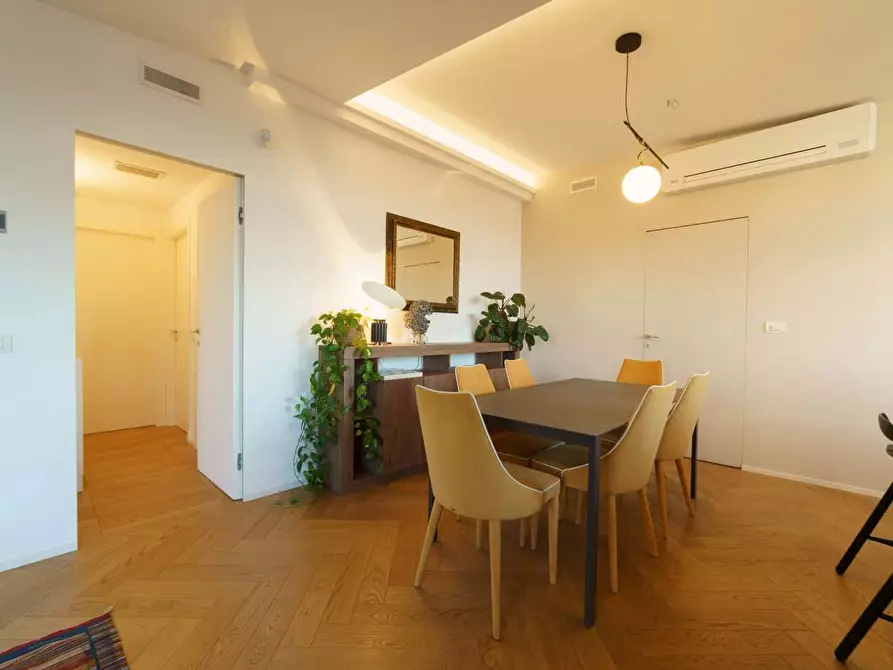Immagine 58 di Appartamento in affitto  in Viale Francesco Restelli3 a Milano