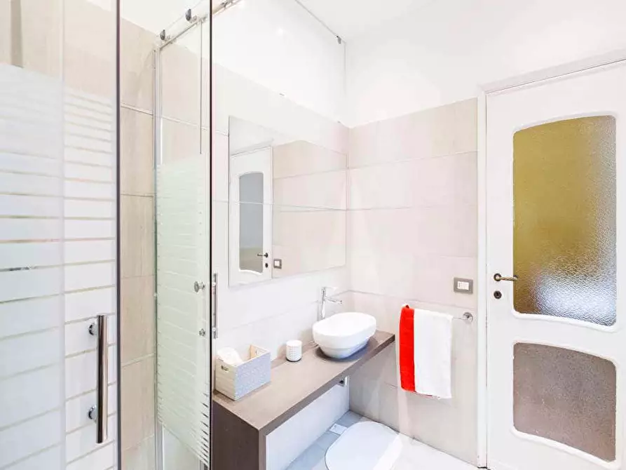 Immagine 53 di Camera in affitto  in Via Col Moschin1 a Milano