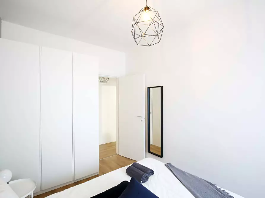 Immagine 4 di Camera in affitto  in Via Carlo Marx26 a Milano