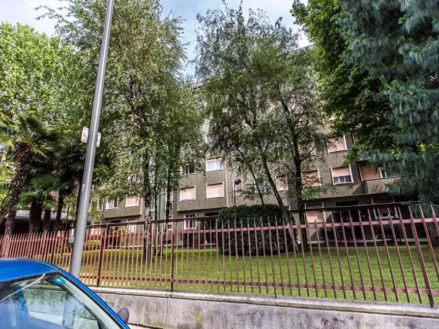 Immagine 26 di Camera in affitto  in Via Raffaello Bertieri1 a Milano