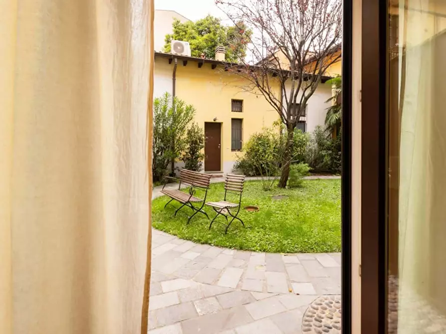 Immagine 35 di Appartamento in affitto  in Via Ascanio Sforza13 a Milano