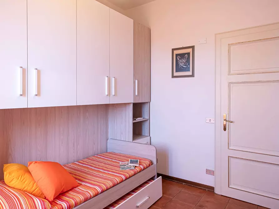 Immagine 21 di Appartamento in affitto  in Viale Lazzaro Papi117 a Lucca
