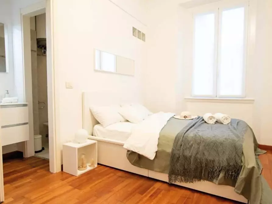 Immagine 1 di Appartamento in affitto  in Via Antonio Fogazzaro8 a Milano