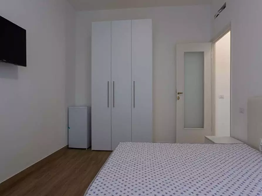 Immagine 5 di Camera in affitto  in Viale San Gimignano4 a Milano