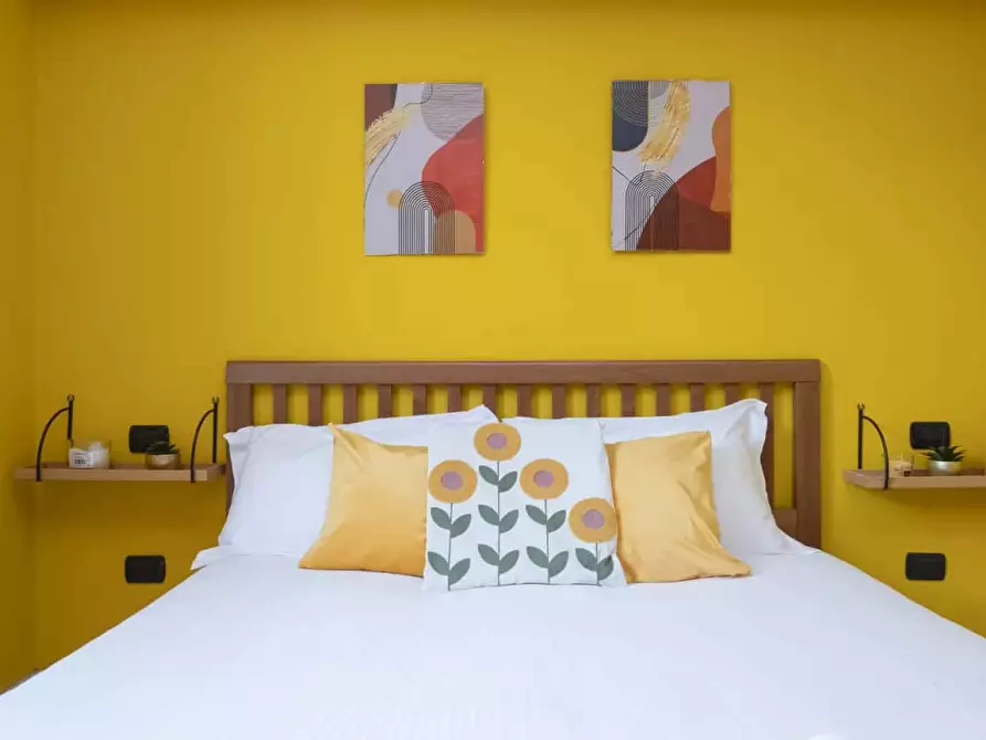 Immagine 2 di Appartamento in affitto  in Via Casella26 a Milano