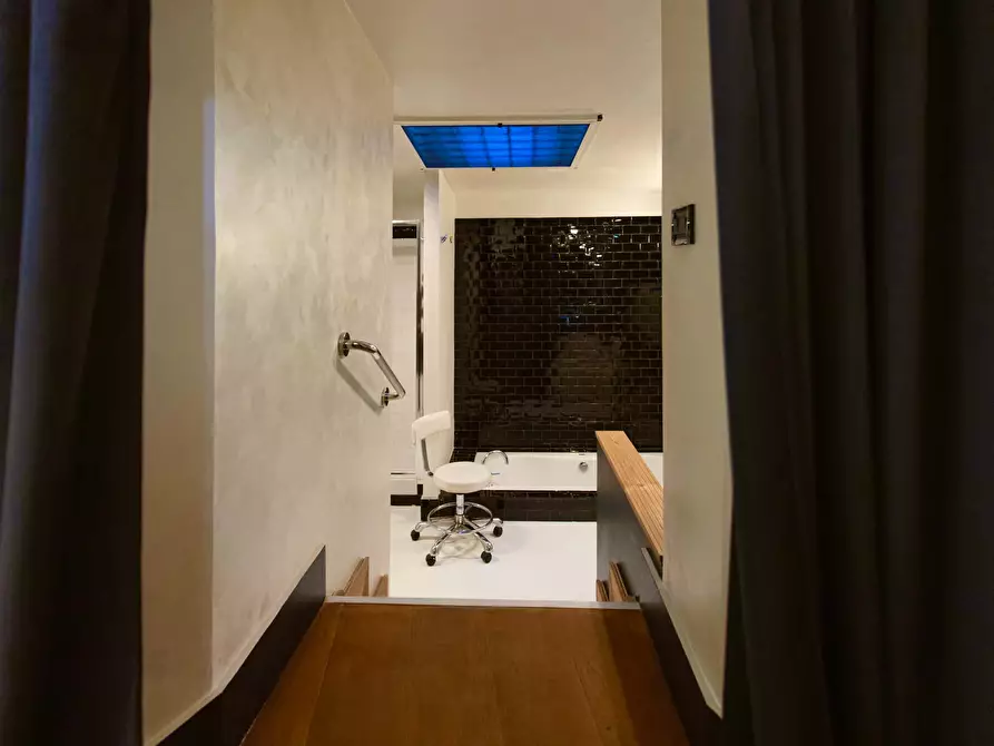 Immagine 17 di Appartamento in affitto  in Via Boncompagni61 a Roma
