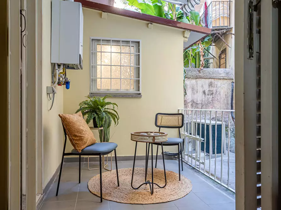 Immagine 53 di Appartamento in affitto  in Via della Madonna dei Monti15 a Roma