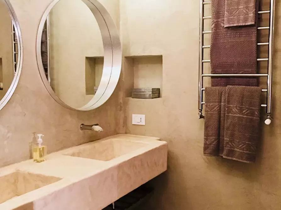 Immagine 16 di Appartamento in affitto  in Via Gaspare Rosales3 a Milano