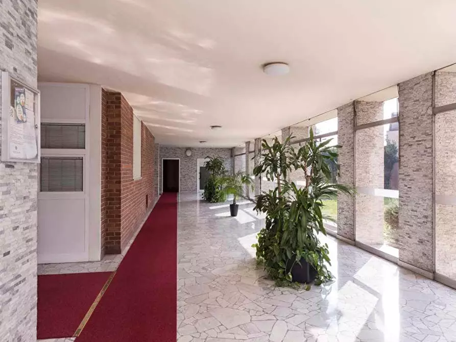 Immagine 38 di Camera in affitto  in Via Vincenzo Rabolini9 a Milano