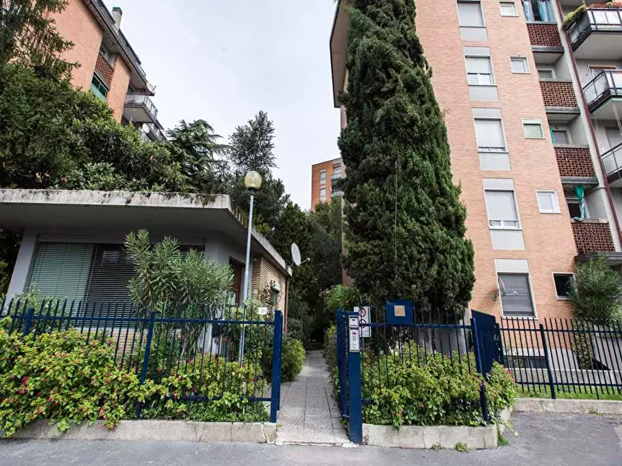 Immagine 33 di Camera in affitto  in Via dei Mandorli27 a Buccinasco