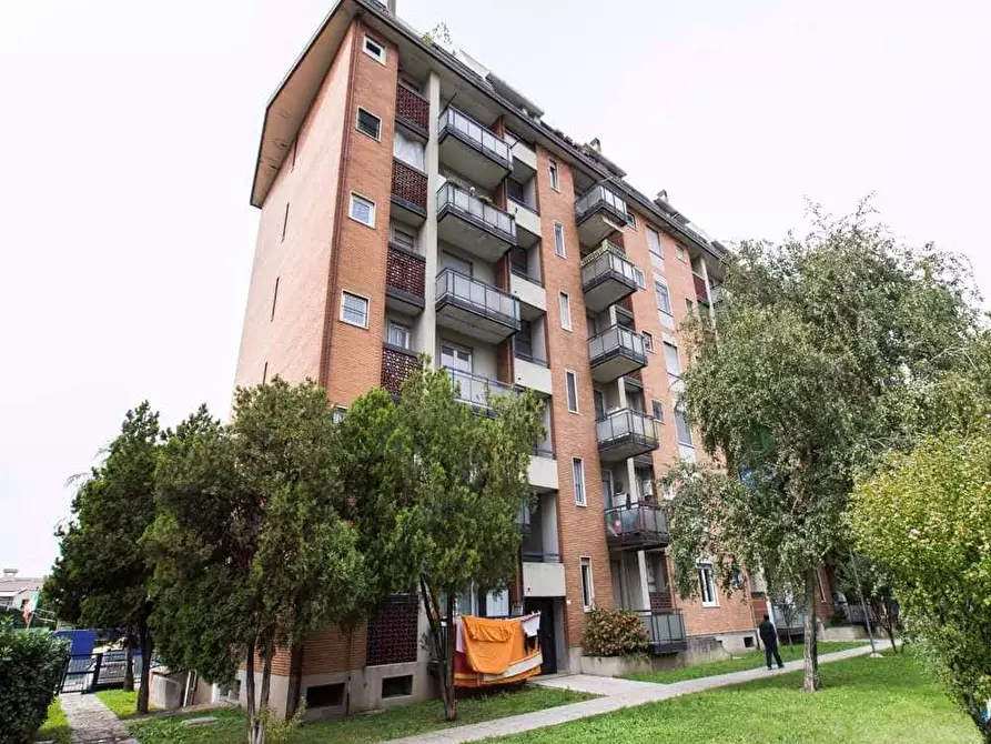 Immagine 26 di Camera in affitto  in Via dei Mandorli27 a Buccinasco