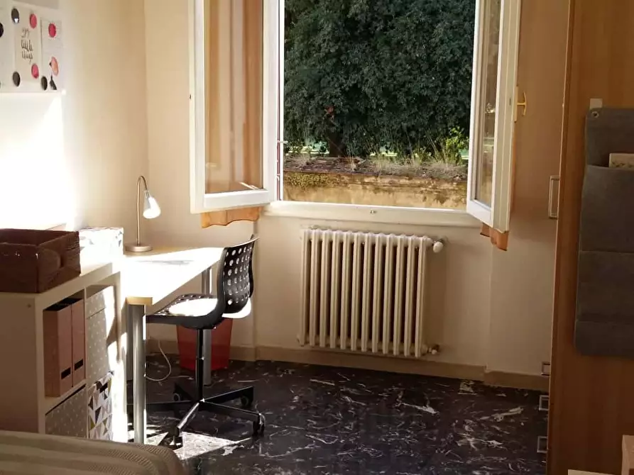 Immagine 2 di Camera in affitto  in Via del Campuccio100 a Firenze