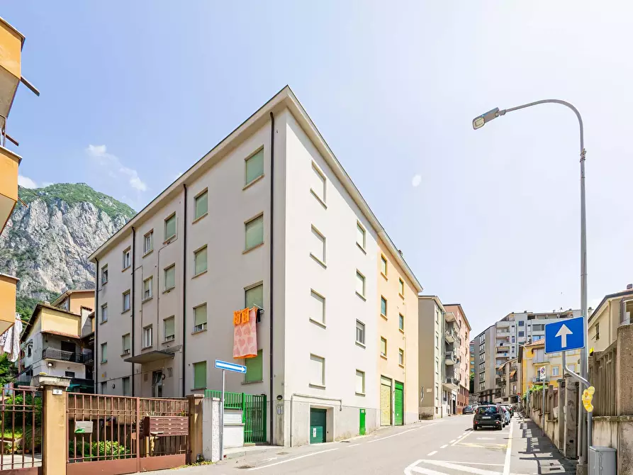 Immagine 26 di Appartamento in affitto  in Via Trento11 a Lecco