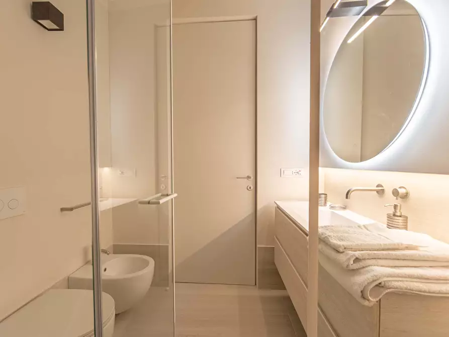 Immagine 30 di Appartamento in affitto  in Via Francesco Melzi d'Eril26 a Milano