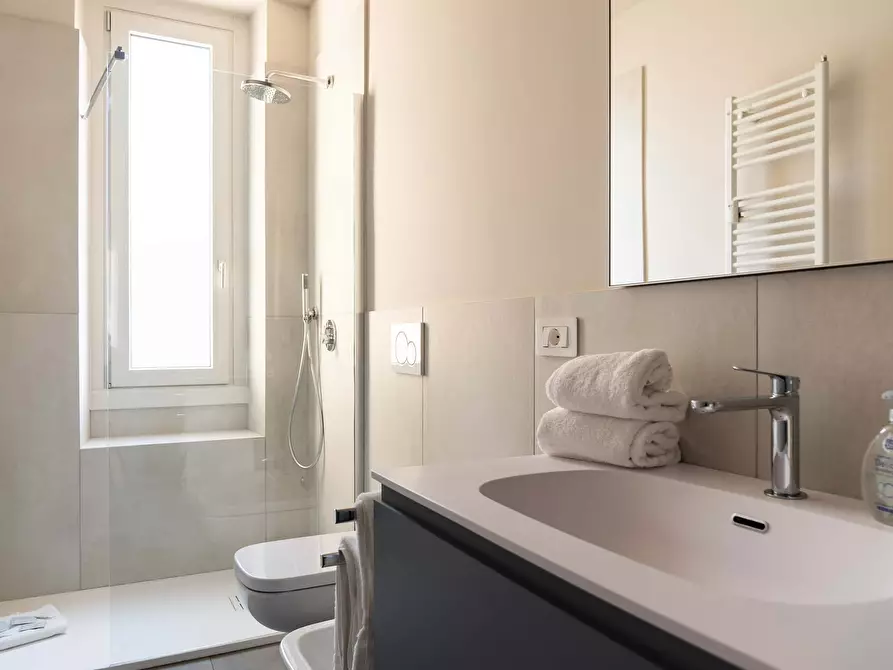 Immagine 20 di Appartamento in affitto  in Via Antonio Bazzini a Milano