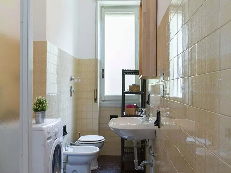 Immagine 11 di Camera in affitto  in Via Raffaello Bertieri1 a Milano