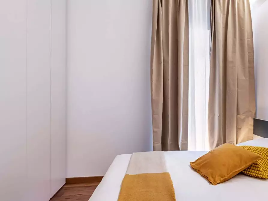 Immagine 6 di Appartamento in affitto  in Via Cavour238 a Roma