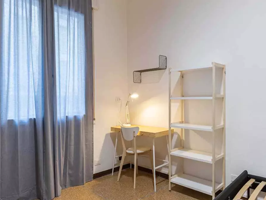 Immagine 11 di Camera in affitto  in Via delle Lame94 a Bologna