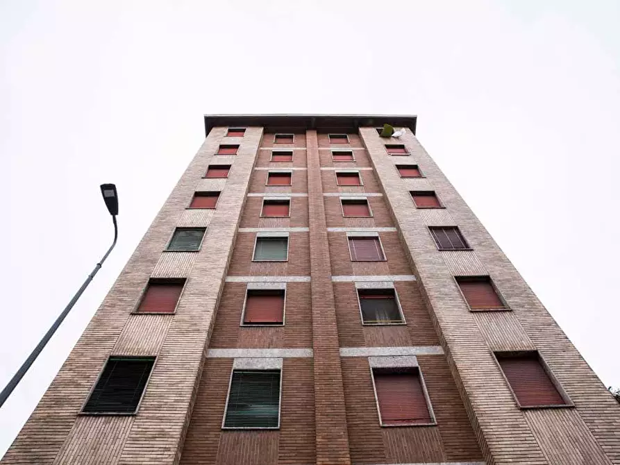 Immagine 10 di Camera in affitto  in Via Salvatore Barzilai15 a Milano