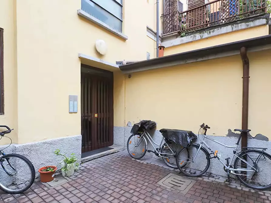 Immagine 11 di Appartamento in affitto  in Via Melzo16 a Milano