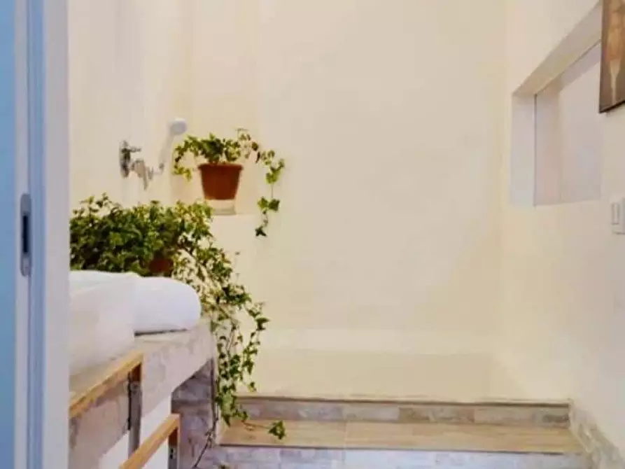 Immagine 4 di Camera in affitto  in Alzaia Naviglio Pavese114 a Milano