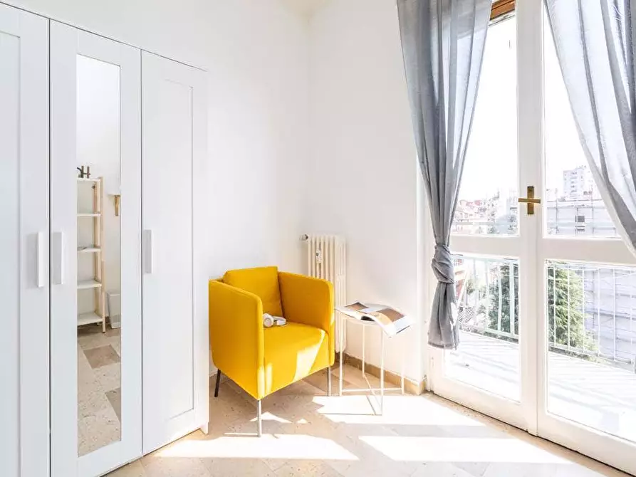 Immagine 14 di Camera in affitto  in Via Arcivescovo Romilli4 a Milano