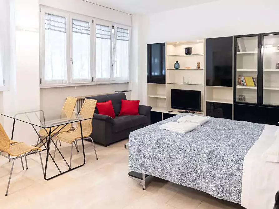 Immagine 1 di Appartamento in affitto  in Via Gran San Bernardo16 a Milano