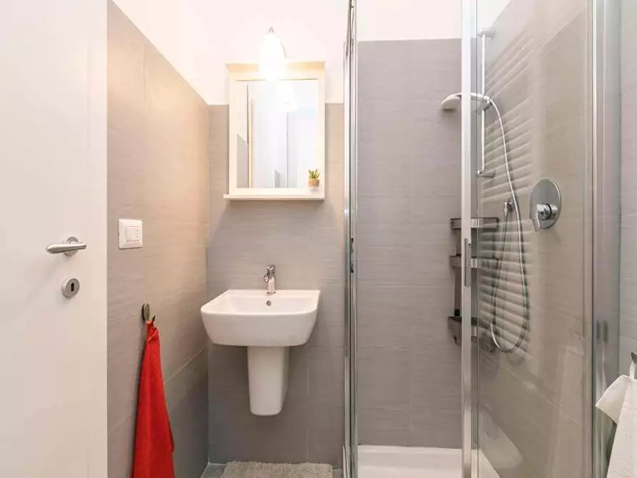 Immagine 13 di Camera in affitto  in Corso San Gottardo40 a Milano