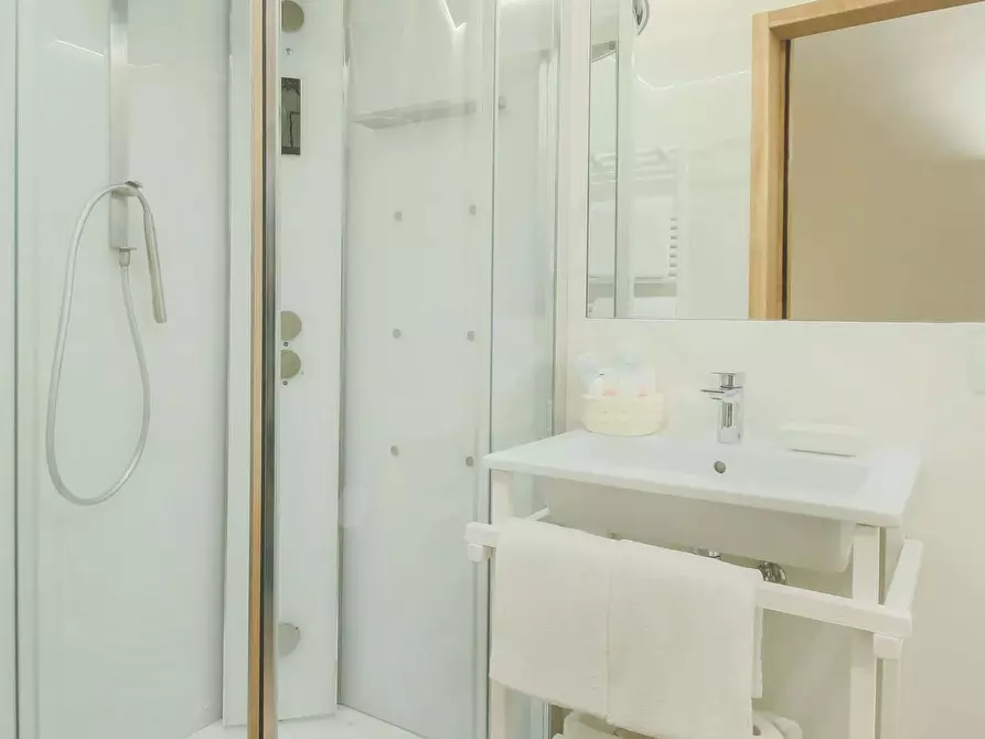 Immagine 28 di Appartamento in affitto  in Via de' Guicciardini a Firenze