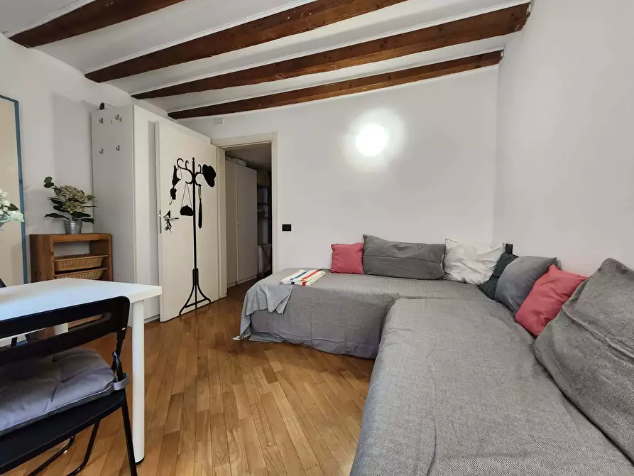 Immagine 10 di Appartamento in affitto  in Via Vigevano14 a Milano