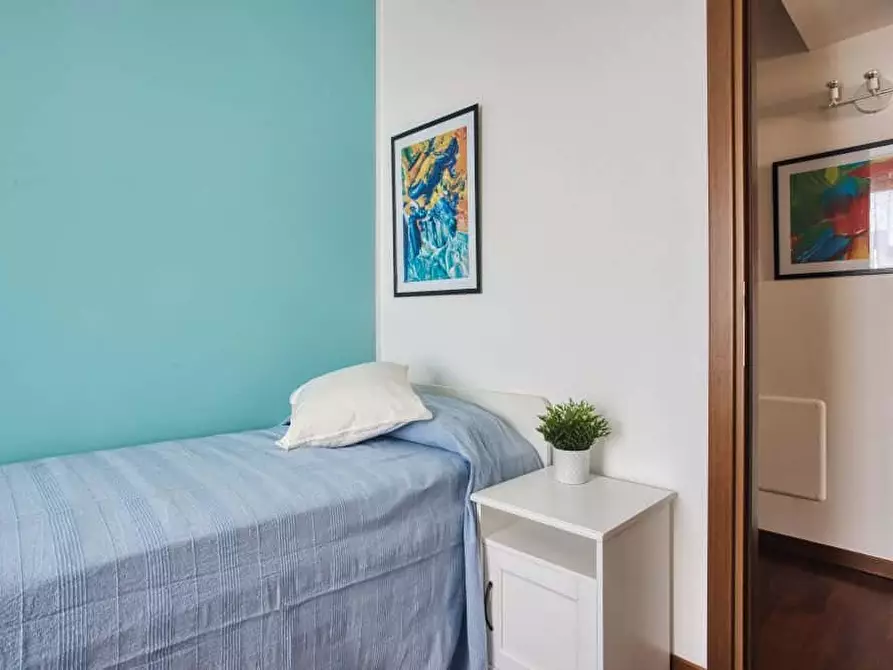 Immagine 4 di Camera in affitto  in Viale Carlo Espinasse106 a Milano