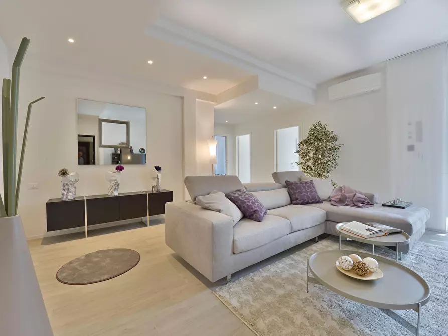 Immagine 15 di Appartamento in affitto  in Via Luigi Vestri1 a Bologna