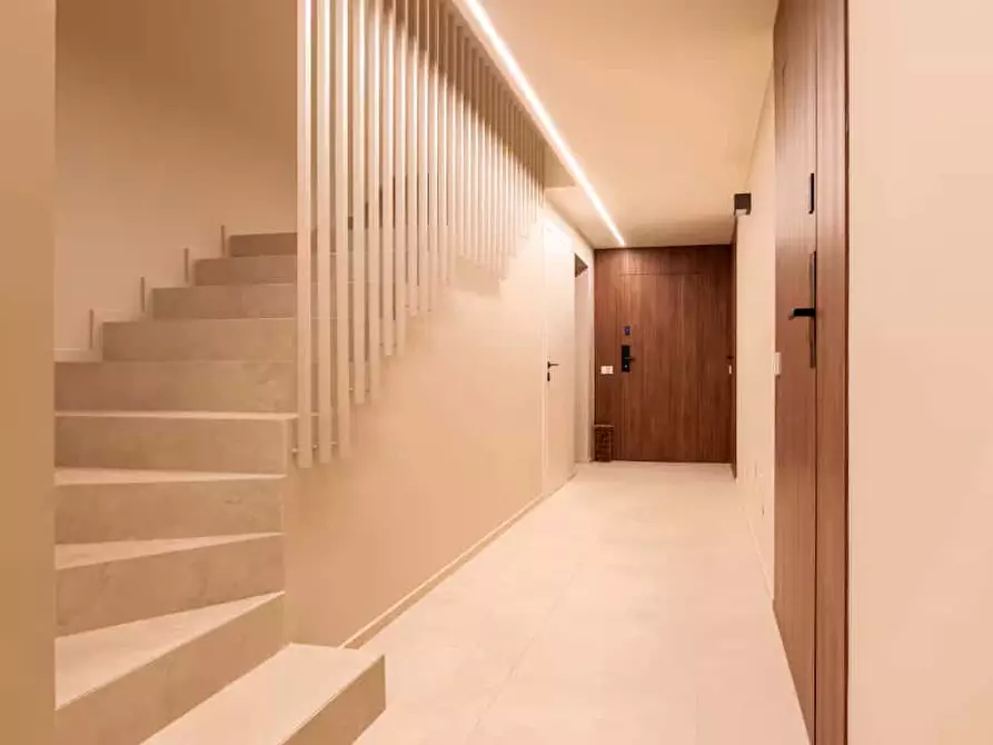 Immagine 10 di Appartamento in affitto  in Via Melzo28 a Milano