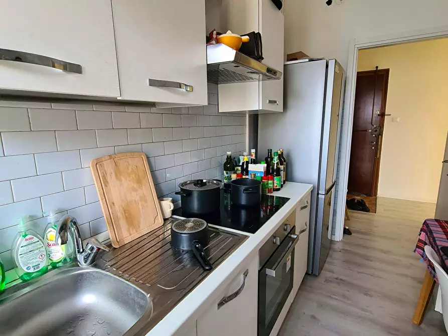 Immagine 1 di Camera in affitto  in Via Michelangelo Buonarroti109 a Padova