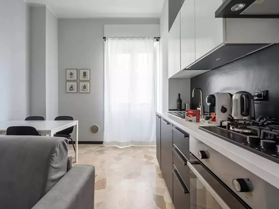Immagine 26 di Appartamento in affitto  in Via Santa Sofia8 a Milano