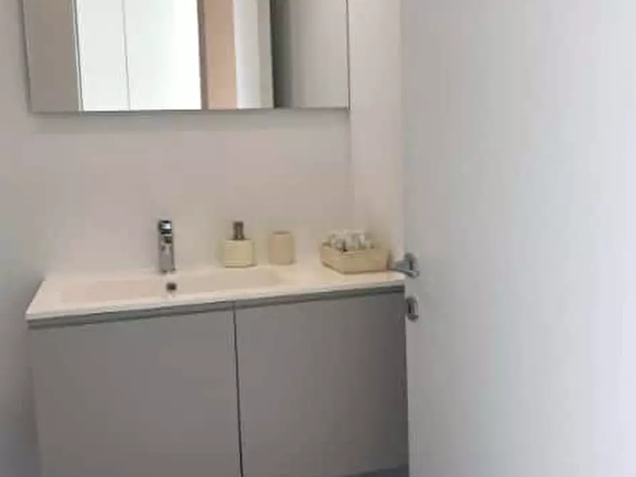 Immagine 8 di Appartamento in affitto  in Via Legnano12 a Milano