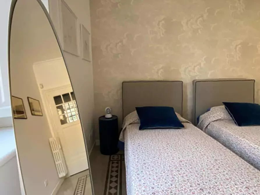 Immagine 25 di Appartamento in affitto  in Via Giuseppe Andreoli2 a Roma