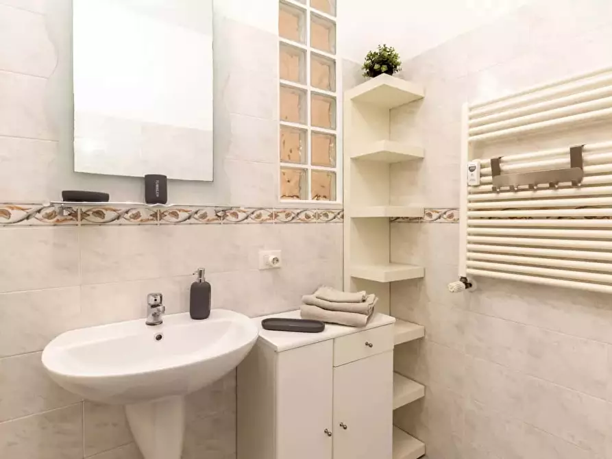 Immagine 21 di Appartamento in affitto  in Via Giuseppe Gaspari2 a Casalecchio Di Reno